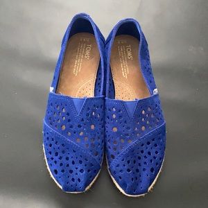 Toms blue shoes